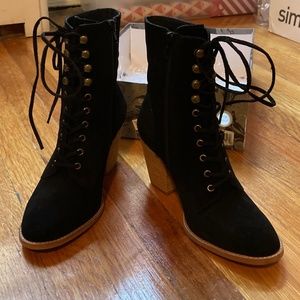 NWT Jeffrey Campbell Ellman Black Suede Ankle Boots